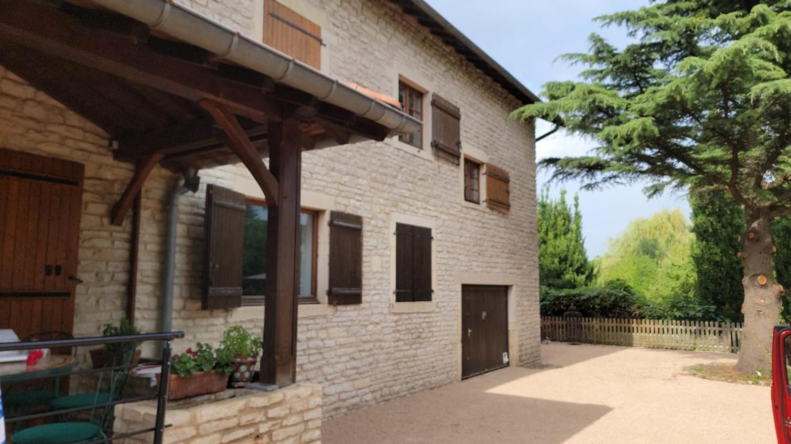 Domaine Bassy Hotel Saint-Gengoux-de-Scisse Luaran gambar