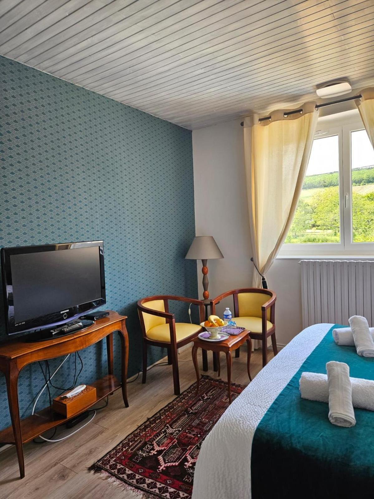 Domaine Bassy Hotel Saint-Gengoux-de-Scisse Luaran gambar